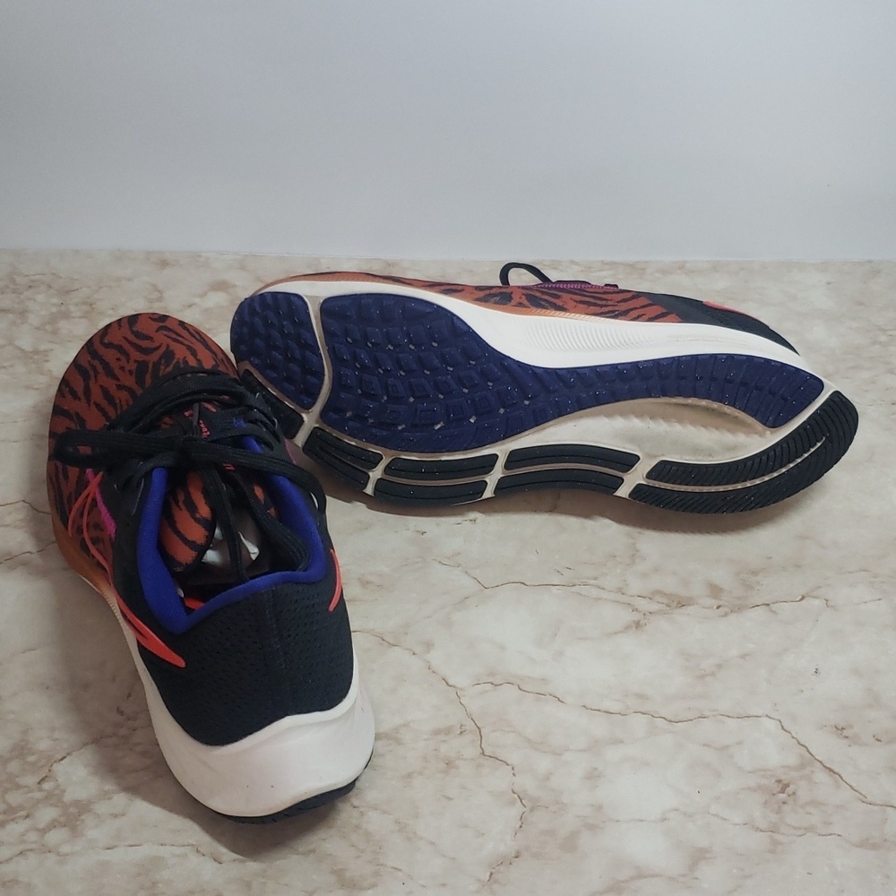 Nike Air Zoom Pegasus 38 Womens Animal Print Running Shoes Size 9 - Picture 5 of 8